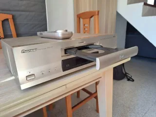 Harman Kardon CDR20 y Pioneer DV-717