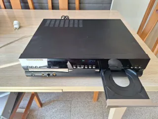Harman Kardon CDR20 y Pioneer DV-717