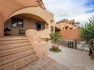 Chalet en venta en San Francisco - Chorillo en Gabias (Las)