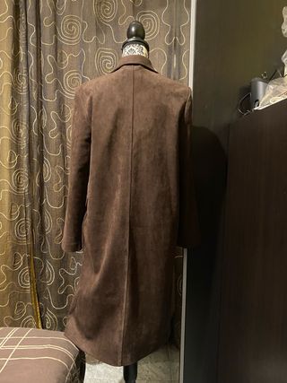 Abrigo Zara efecto ante marrón chocolate