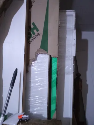 Puerta blanca lacada