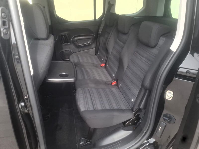 Opel Combo 2021, foto 15