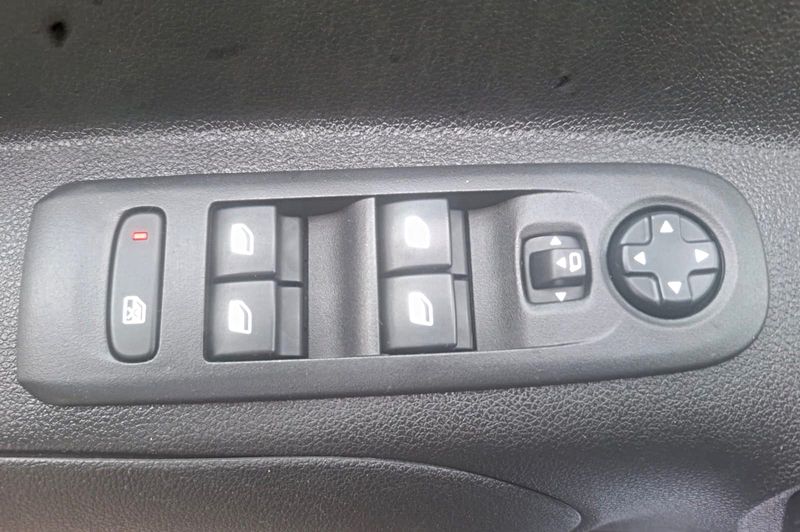 Opel Combo 2021, foto 17