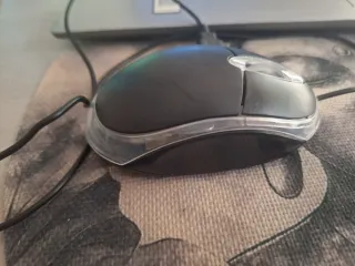 Ratón gaming con luces LED