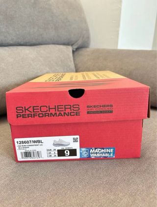 Zapatillas Skechers Mujer. Talla 39. Nuevas