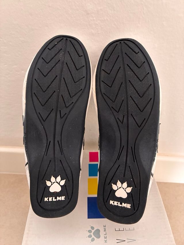 Zapatillas Kelme Fútbol Sala Talla 30