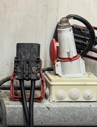 Carretilla Trilateral JUNGHEINRICH ETX 150