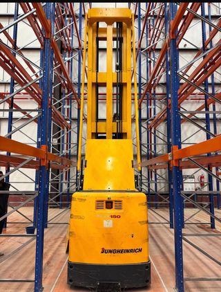 Carretilla Trilateral JUNGHEINRICH ETX 150