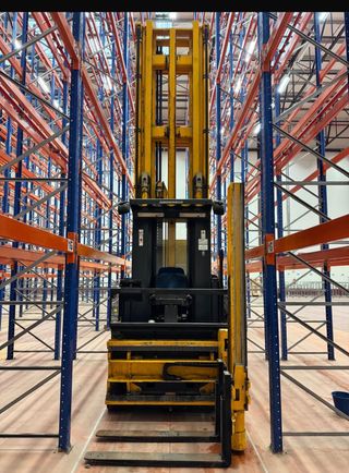 Carretilla Trilateral JUNGHEINRICH ETX 150