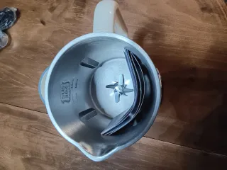 Macchina per latte vegetale