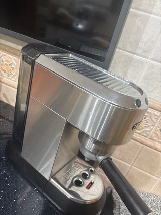 Cafetera DeLonghi Dedica