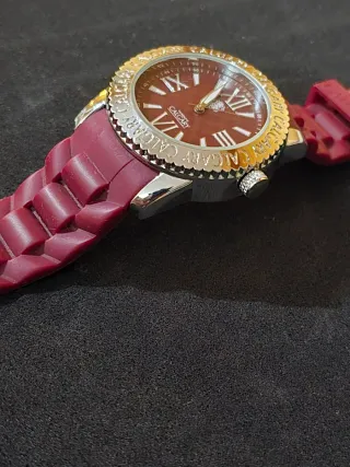Reloj Calgary Dorado y Rojo