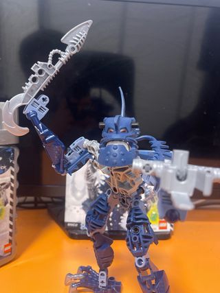 Bionicle Piraka Vezok 8902