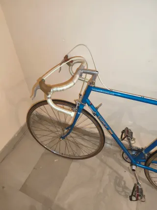 Bicicleta BH Clásica Azul