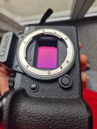 Panasonic Lumix S5IIX + Lente 20-60mm