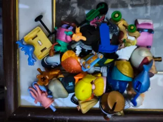 Lote 300 Figuras Kinder Sorpresa