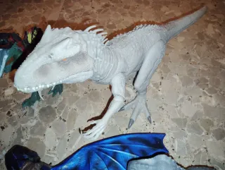 Lote Juguetes Dinosaurios y Dragón