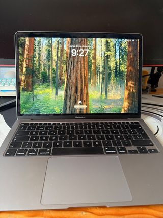 MacBook Air 13” 2020 Gris Espacial