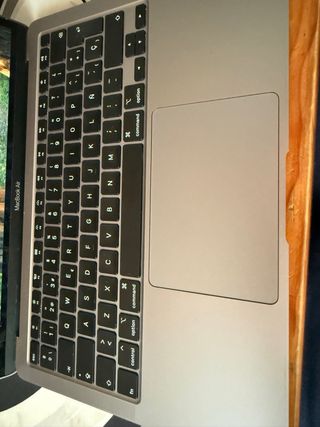 MacBook Air 13” 2020 Gris Espacial