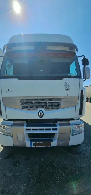 Renault Trucks premium  2013