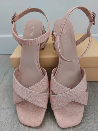 Sandalias Menbur tacón joya oro rosa