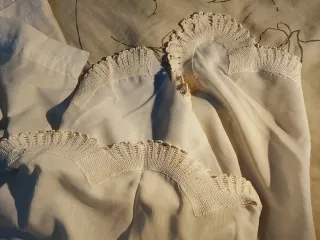 Cortina de ganchillo hecha a mano