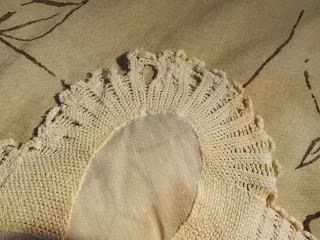 Cortina de ganchillo hecha a mano