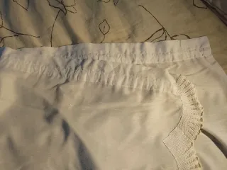 Cortina de ganchillo hecha a mano