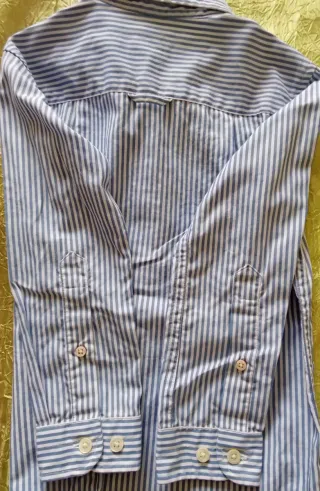 Camisa Gant niño rayas azules y blancas