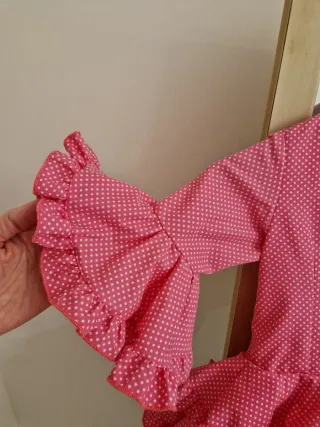 Traje de Flamenca rosa con volantes