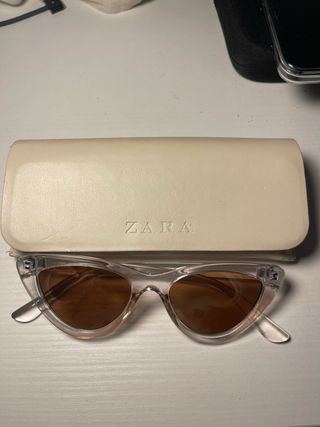 Occhiali da sole Zara cat-eye marroni