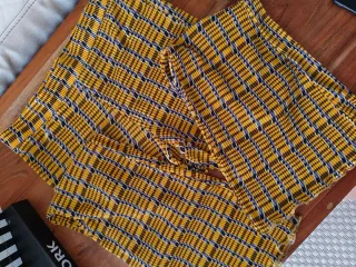 Pantalón Zara Plisado Mostaza Talla L