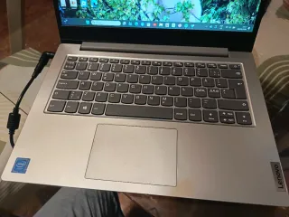 Portátil Lenovo idea pad 1 modelo 14IGL05 Windows