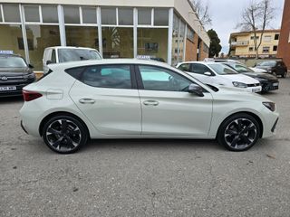 CUPRA Leon 1.5 eTSI 150CV