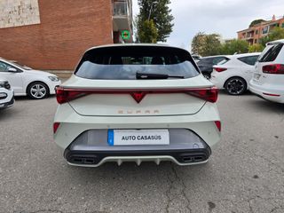 CUPRA Leon 1.5 eTSI 150CV