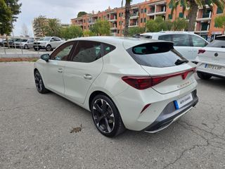 CUPRA Leon 1.5 eTSI 150CV