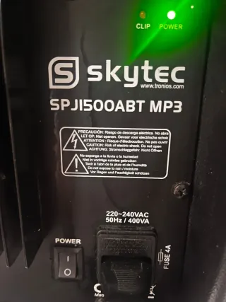 (Altavoz Activo 15' Bluetooth)