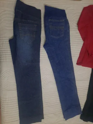 Lote premamá  4 pantalones,2 chándal, 1 falda....