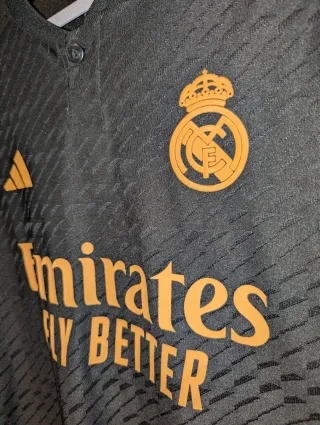 Camiseta Real Madrid 23/24 Adidas Talla M