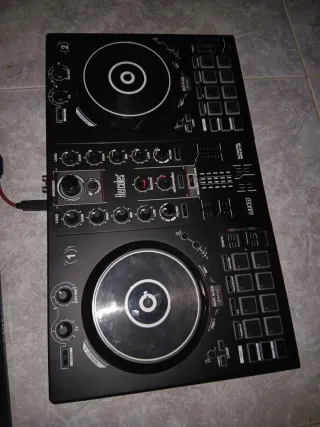 Console DJ Hercules Impulse 300 + Tastiera