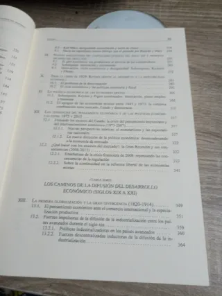 Los Caminos Del Progreso Una Historia Del Desar...