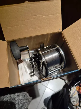 Carrete de pesca Penn 309m Level Wind