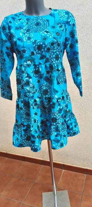 Vestido azul floral