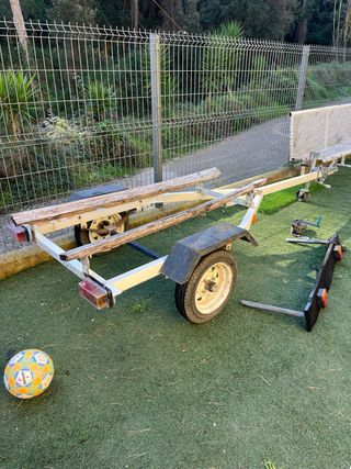 Remolque moto de agua