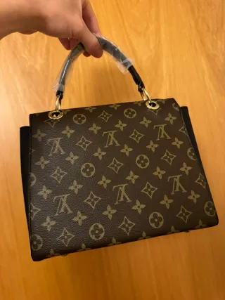 Bolso  Negro y Marrón