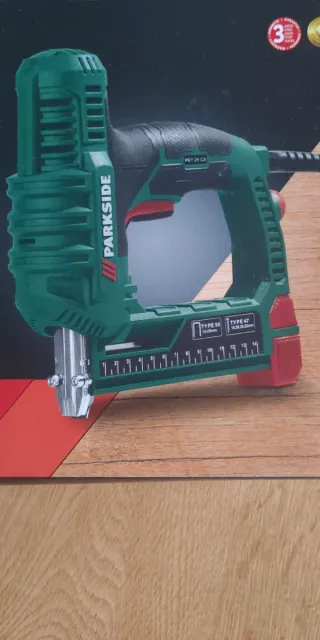 Pistola grapadora eléctrica Parkside PET 25 C3