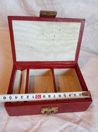 Joyero Vintage Rojo con Cierre Dorado