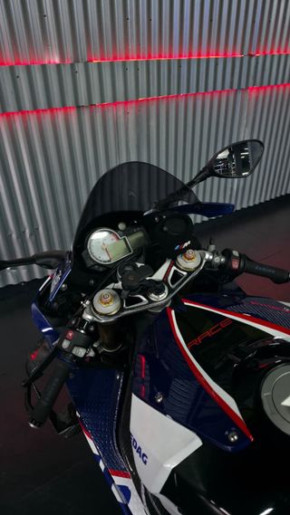 BMW S1000RR AKRAPOVIC