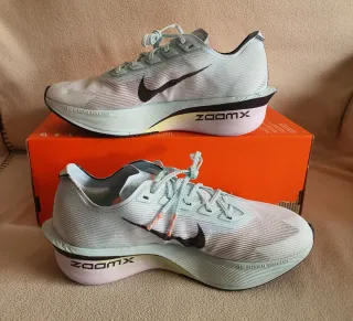 Nike ZoomX Vaporfly Next% 4