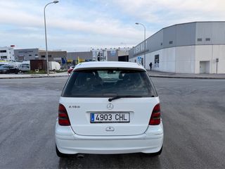 MERCEDES A160 102CV AUTOMATICO NACIONAL AVANTGARDE